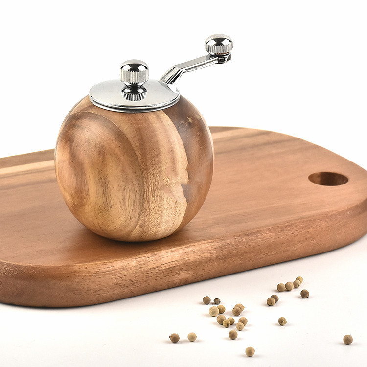 Title 2, Manual pepper grinder