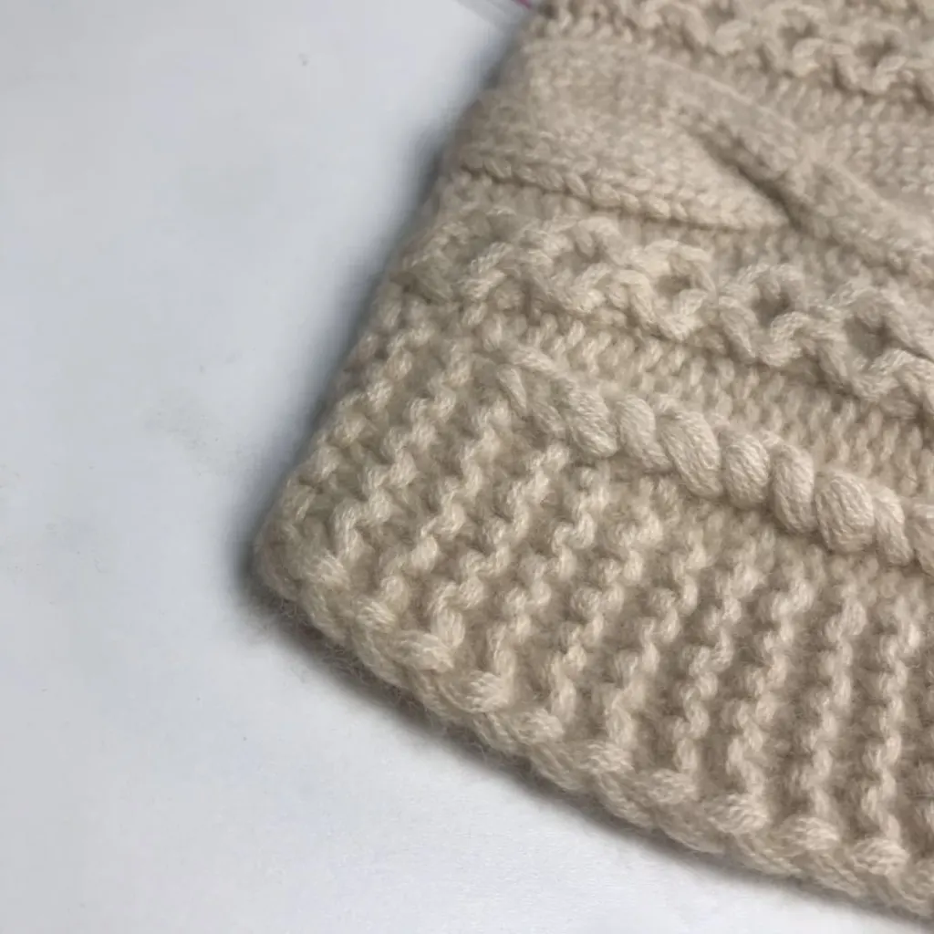 Hand-knitted cashmere warm hat with brim - Green Hat