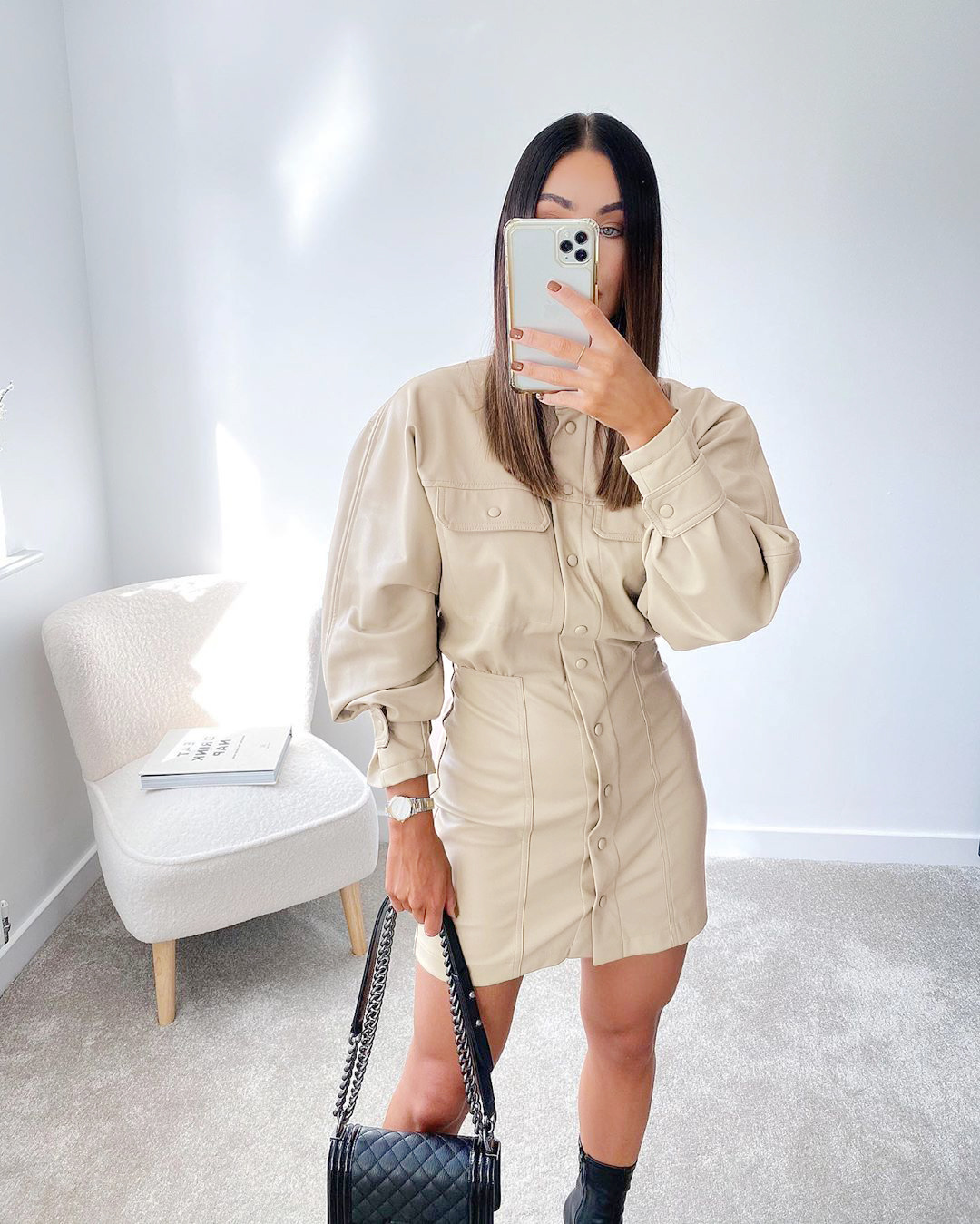 تنورة ضيقة من الجلد الصناعي بتصميم الفقاعة وكم طويل