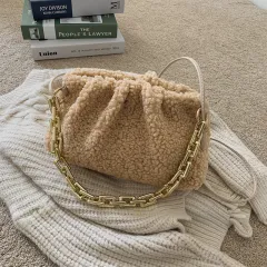 Folded in imitation of lamb hair - Apricot - View 1