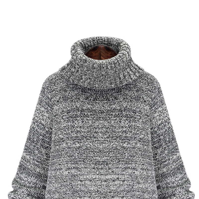 Warm sweater with thick collar