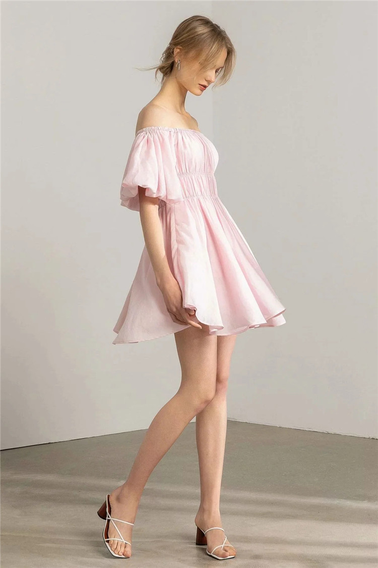 Princess dress with an off-the-shoulder neckline