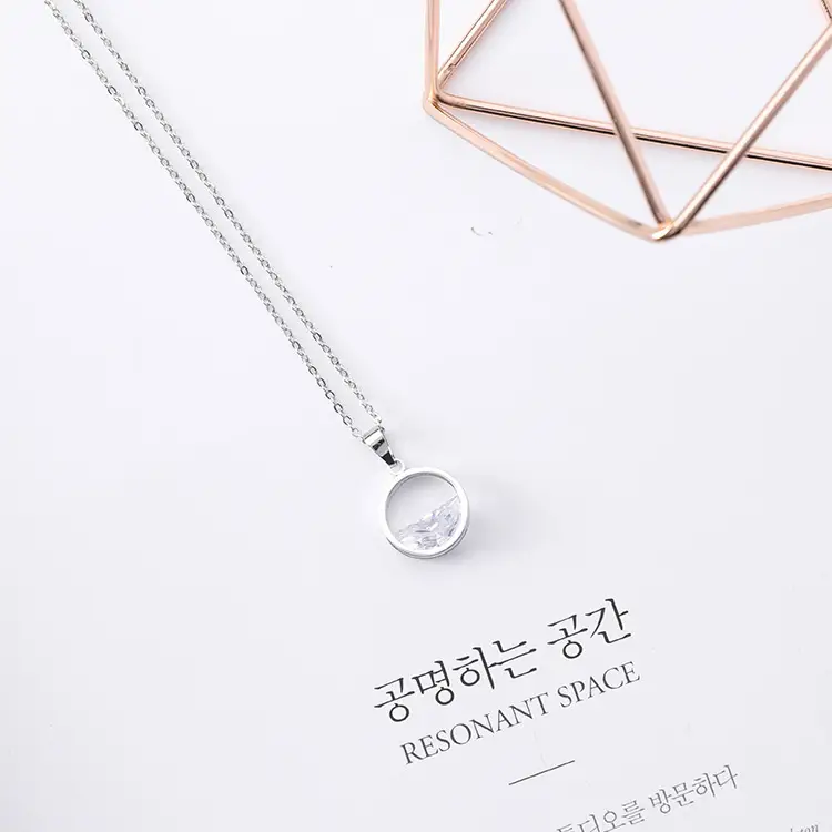 Zircon circle clavicle chain wild short necklace