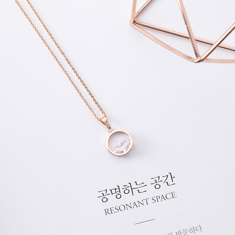 Zircon circle clavicle chain wild short necklace