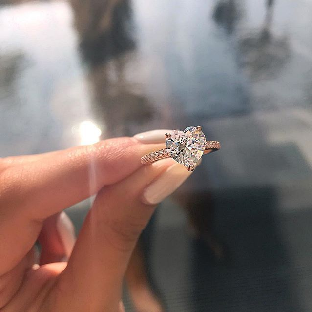 AAA zircon heart ring