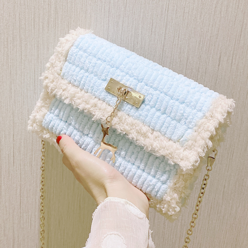 All-match fashion chain messenger bag