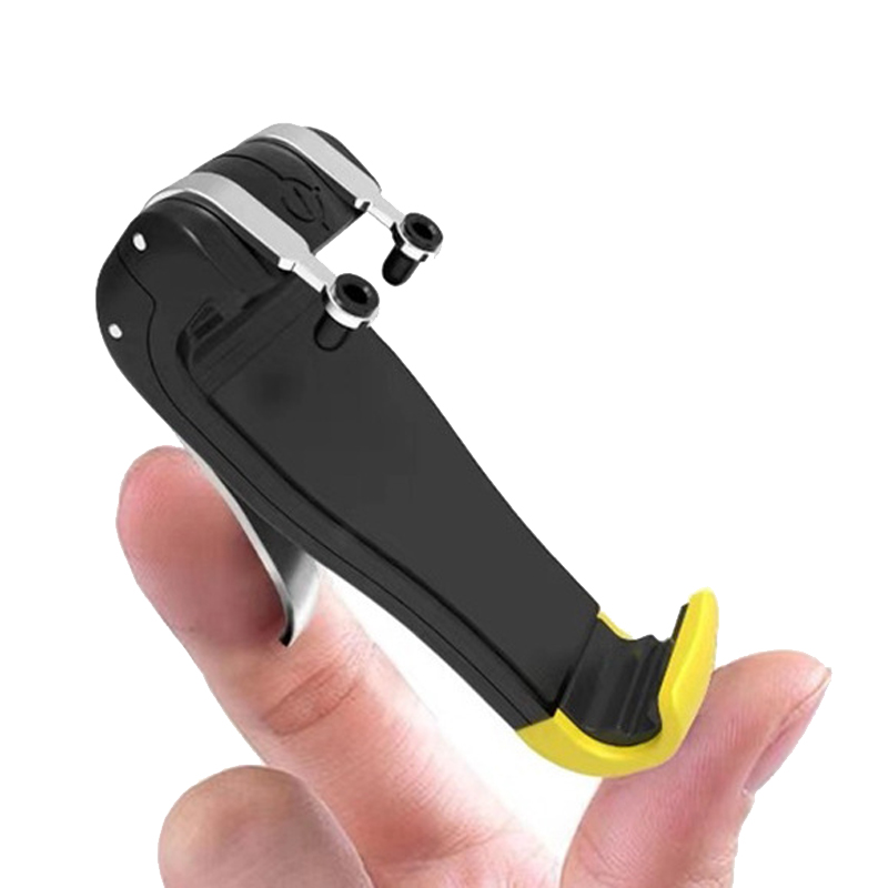 Six-finger wasp eating chicken artifact