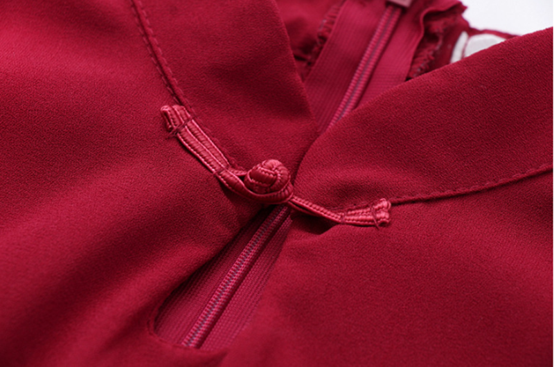 Loose and Thin Stand-up Collar Button Embroidered Dress