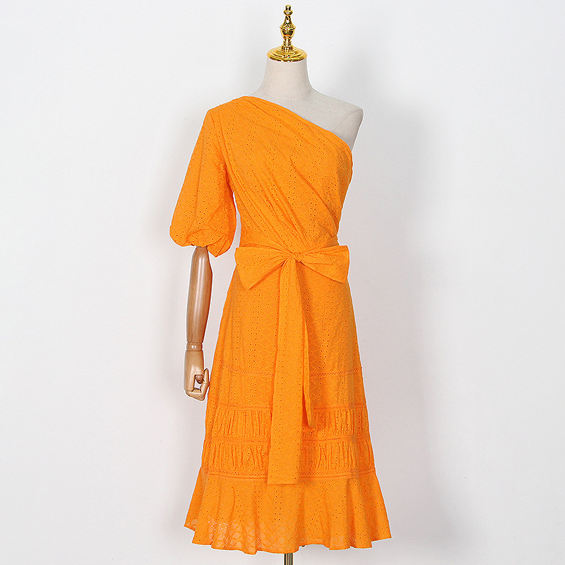 Sexy strapless solid color dress