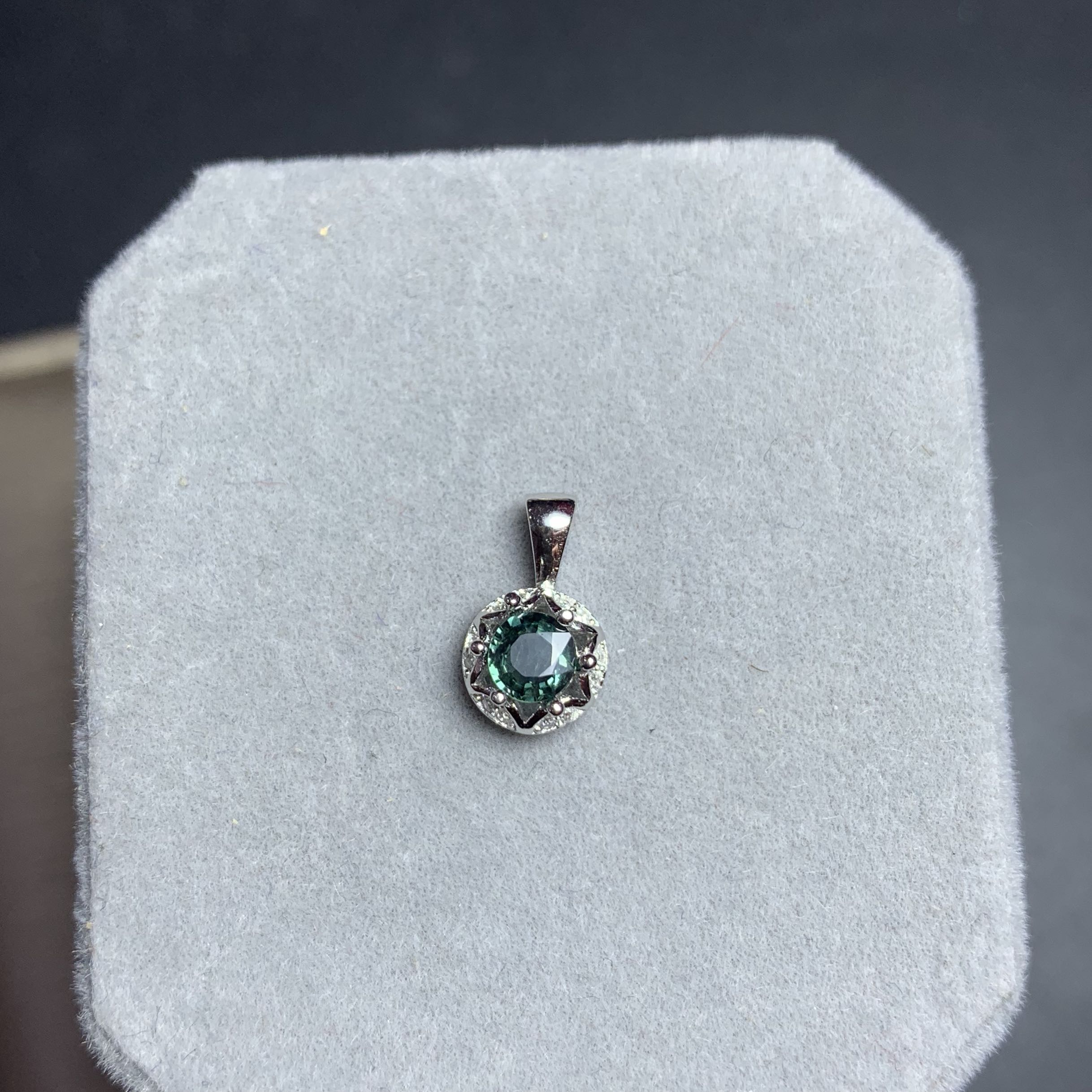 Fashion White Gold Plated Natural Sapphire Pendant