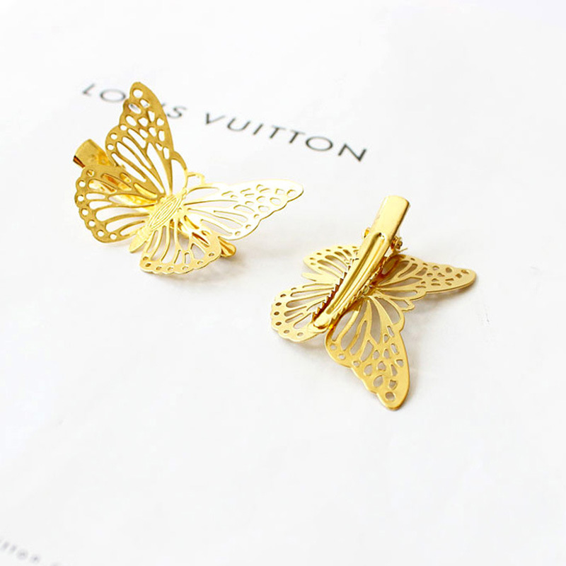 Butterfly hairpin side chuck