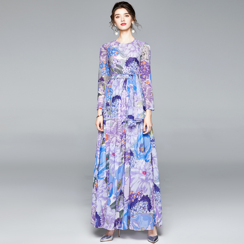 Slim-fit printed chiffon dress with large skirt