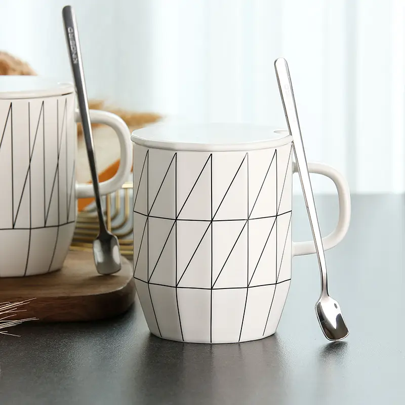 Cup with lid and spoon