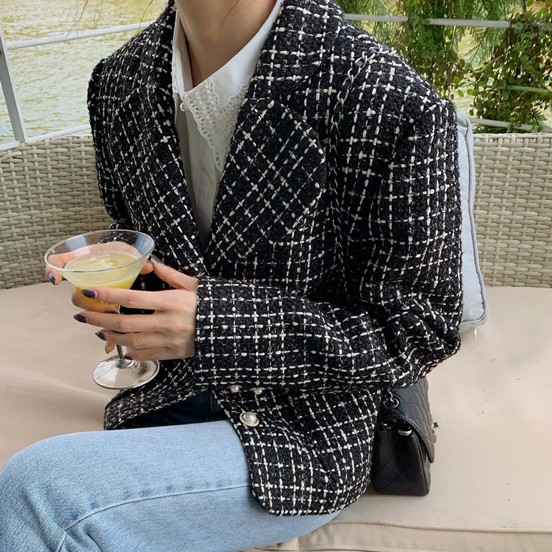 Pearl ButtonLoose Pocket Quilted Tweed Short Coat