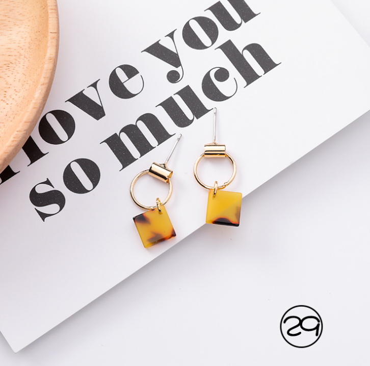 Simple and stylish acrylic geometric leopard stud earrings wooden earrings