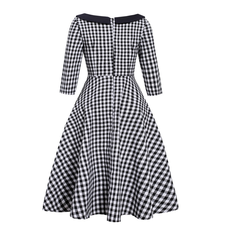 Retro Plus Size Three-Quarter Sleeve Plaid Dress