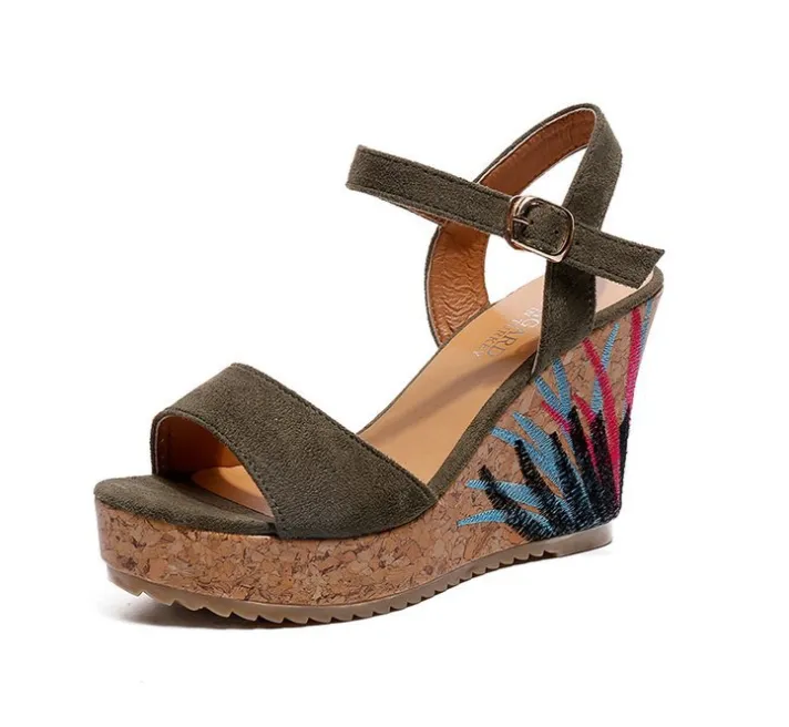New Women's Fashion Sandals - Green