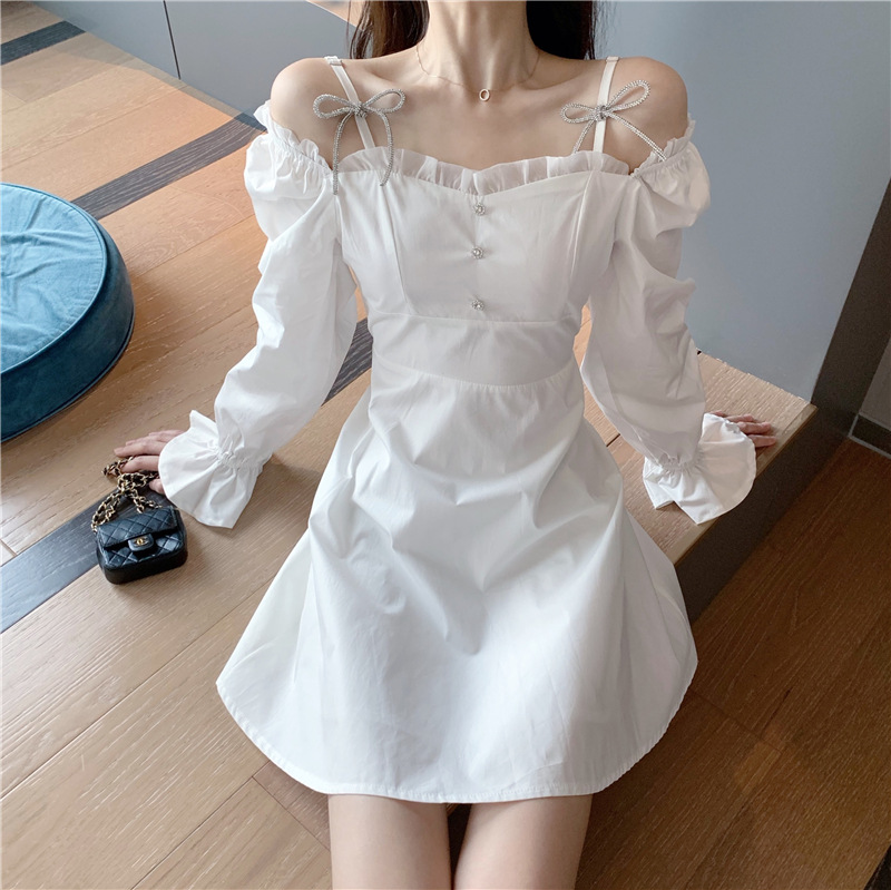 Little Black Dress Waist Slimming Long Sleeve One-Shoulder Strap Dress