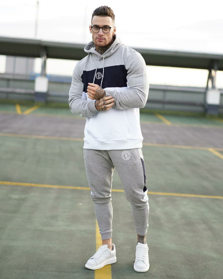 New Men's Fitness Leisure Suit Stitching Sweater Hoodie