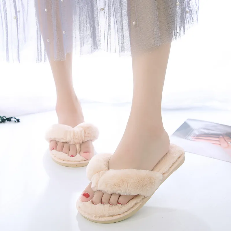 Wooden floor plush slippers - Beige