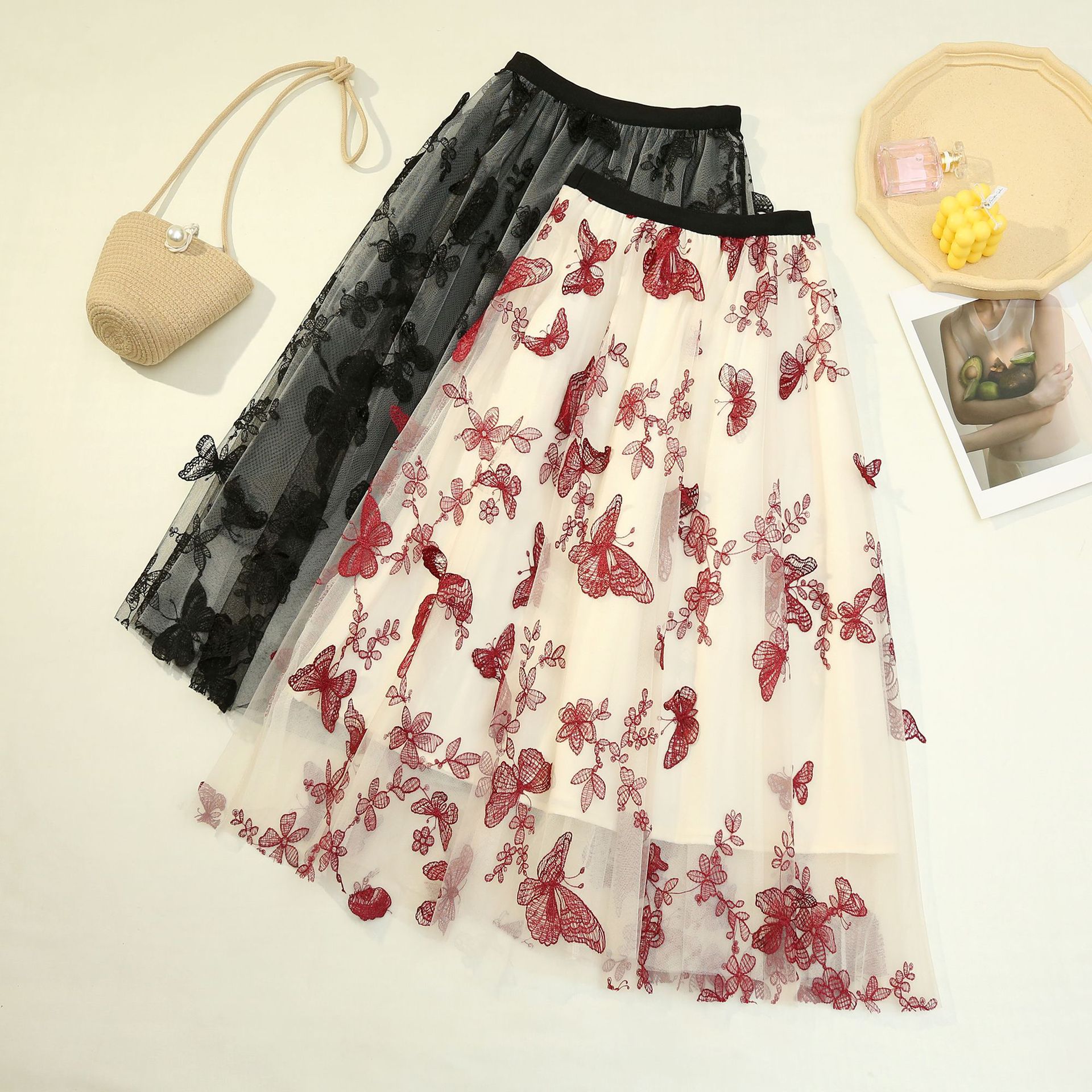 Mid-length Three-dimensional Butterfly Mesh Skirt