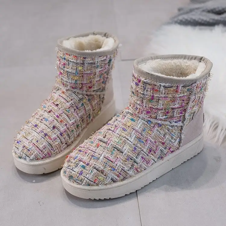 Thin and delicate bread shoes