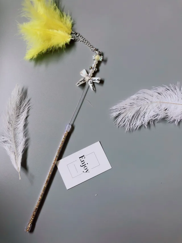 Handmade cat stick Yellow - Shop at LoveMi