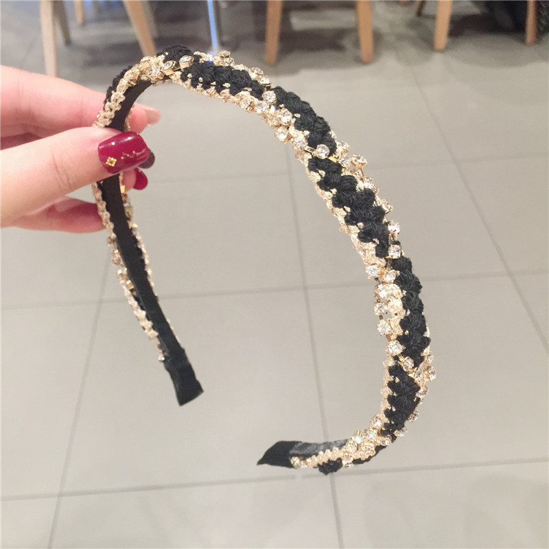 Simple Personality Wild Retro Chain Rhinestone Headband Black - Shop at LoveMi