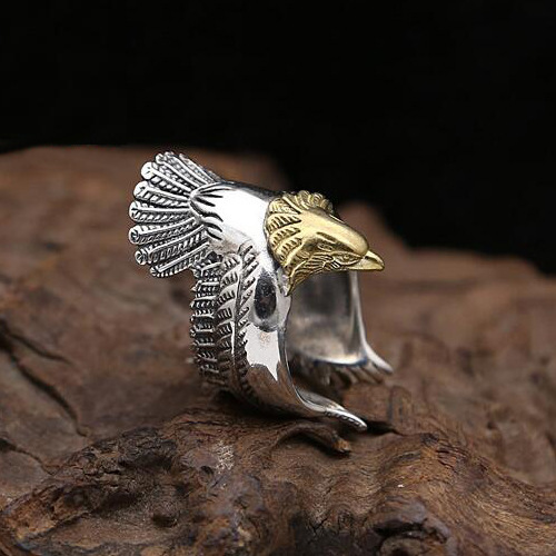 Color Separation Vintage Eagle Wings Ring