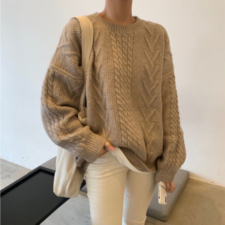 Retro outer wear pullover sweater top trend