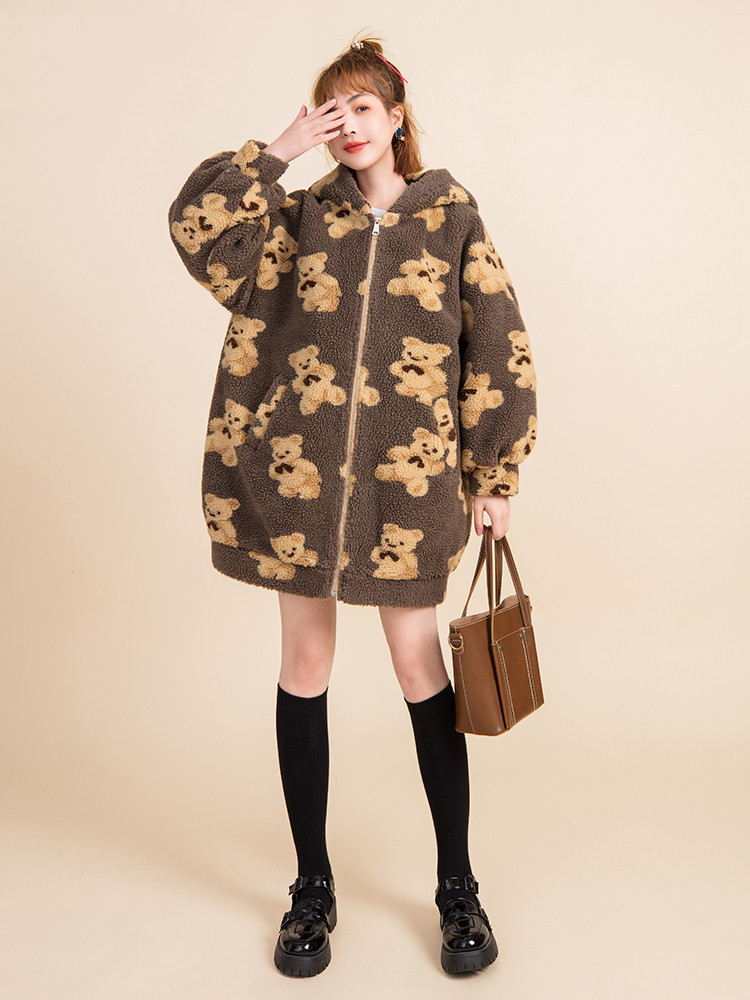 Bear print padded lamb wool coat