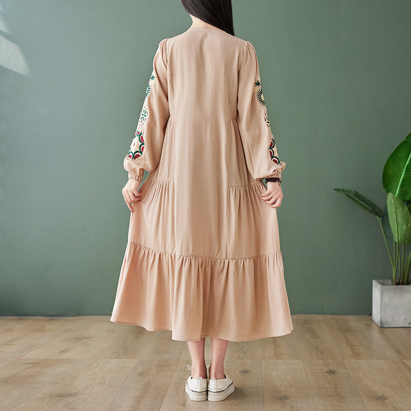 Women's Dress With Loose Waist Ethnic Embroidery Midi Skirt Women