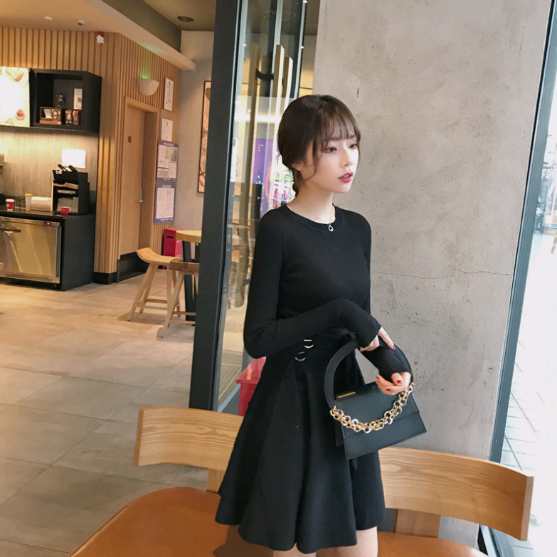 casual round neck waist slim knit dress