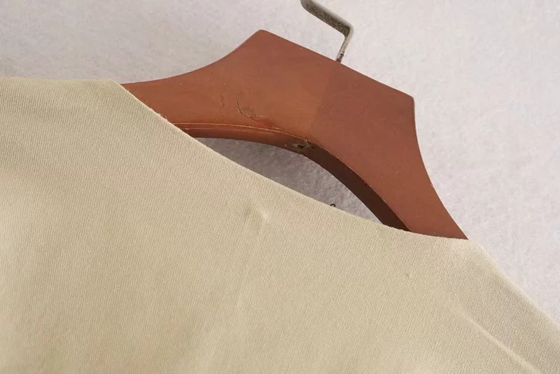 V-neck long sleeve dress with belt