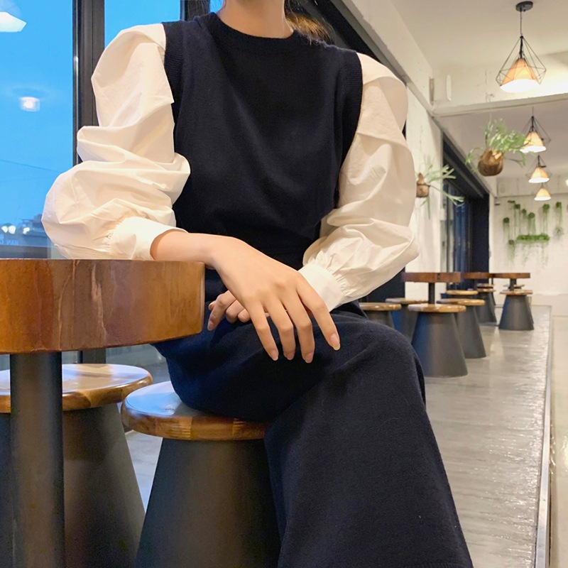 Stitching fake two piece knitted dress