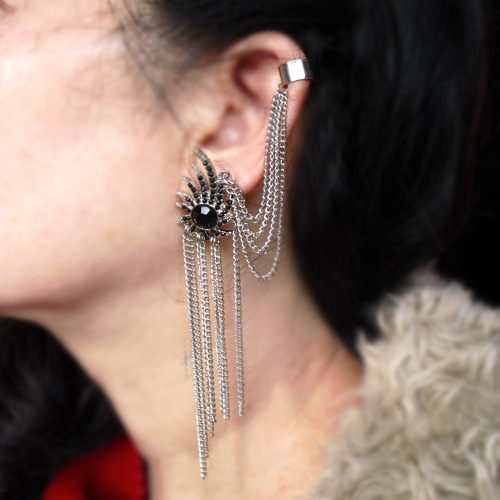 Diamond black firework tassel ear bone clip earrings