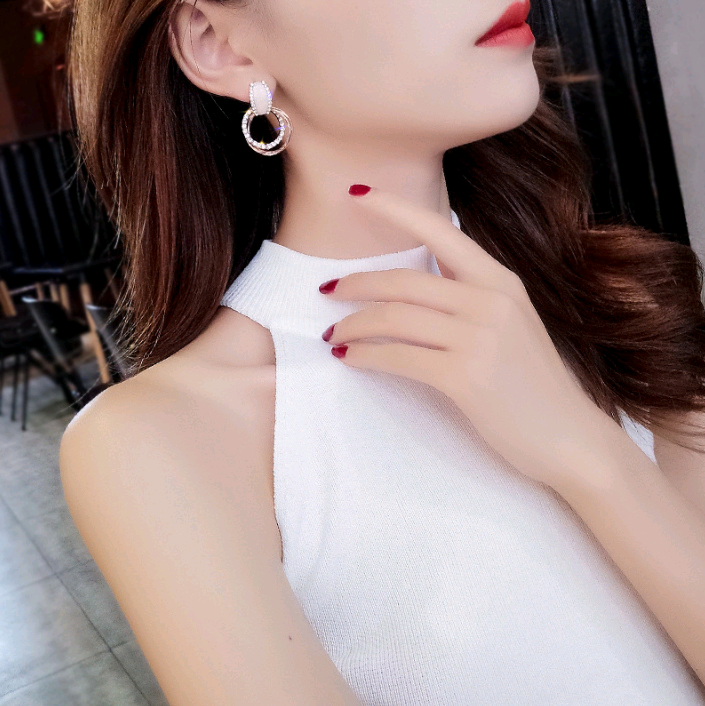 S925 silver needle Europe and the United States atmosphere diamond geometry circle earrings female temperament Korea simple personality earrings earrings female