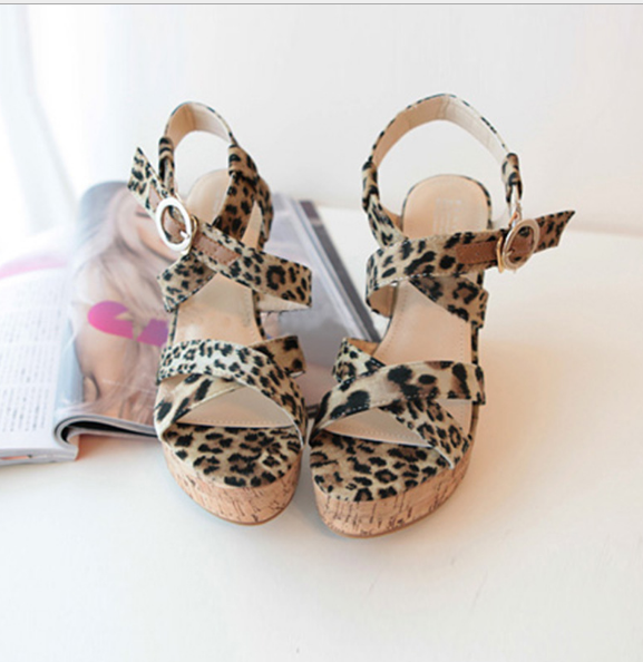 New sandals women's platform women's shoes fish mouth flat bottom platform wedge shoes