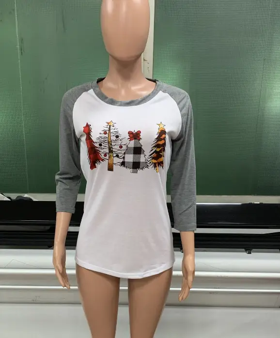 Christmas tree print round neck cropped sleeves