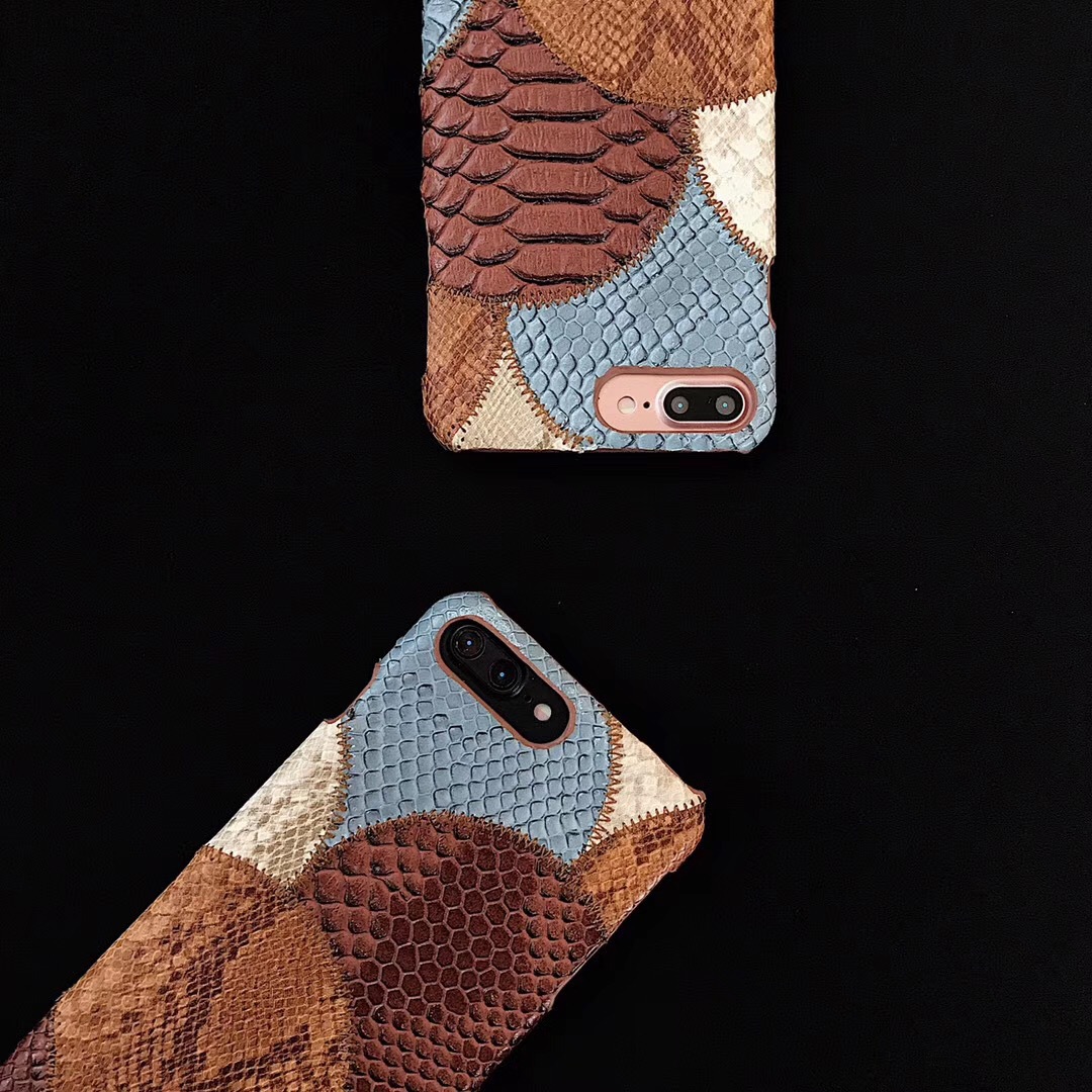 Embroidered color matching phone case - Image 3