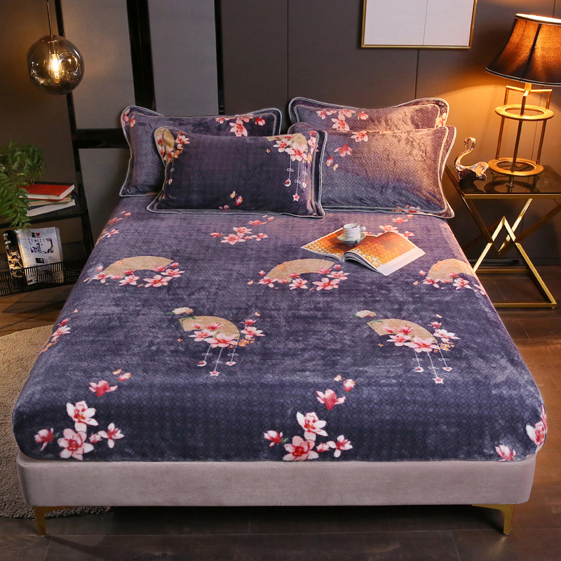 Flannel Cartoon Printed Fitted Sheet Single Piece Winter Thickened Warm Mattress Cover Non Slip Full Sheet