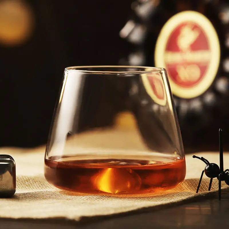 Whiskey whiskey glass