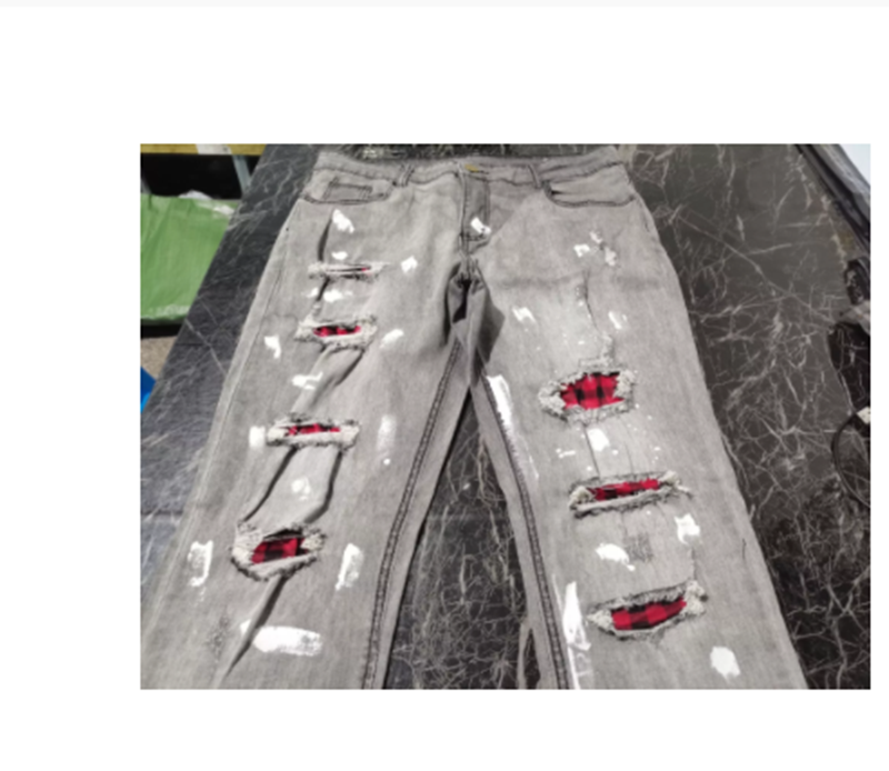 European and American Ripped Side Print Jeans