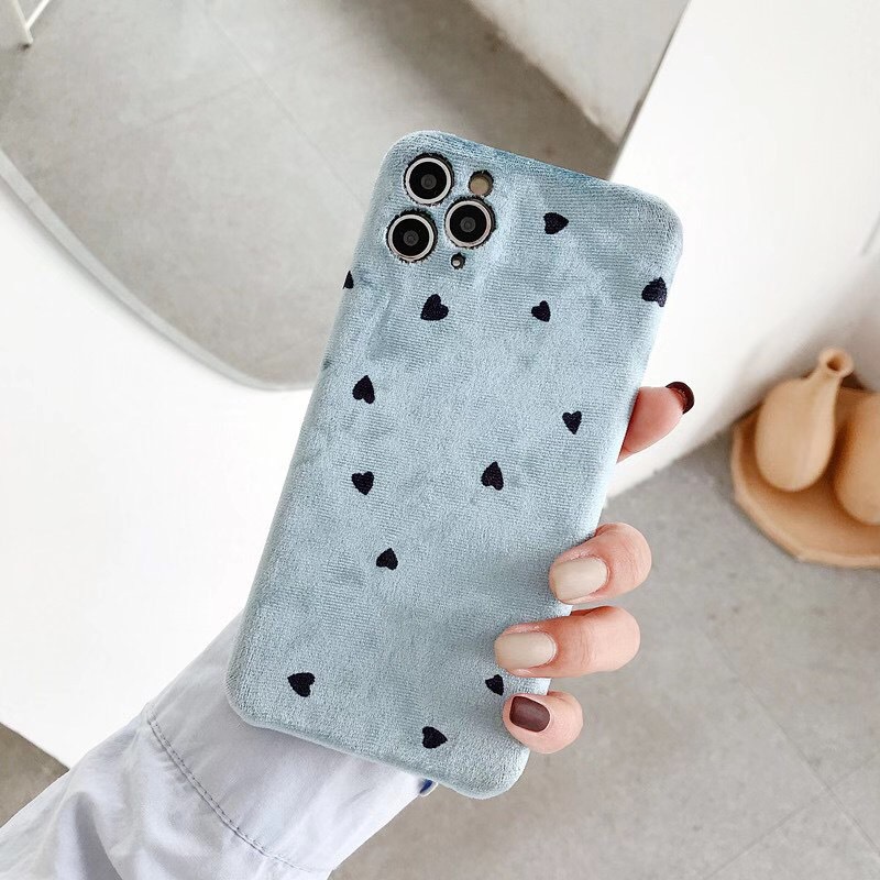 Simple solid color small love phone case plush soft shell - Image 4