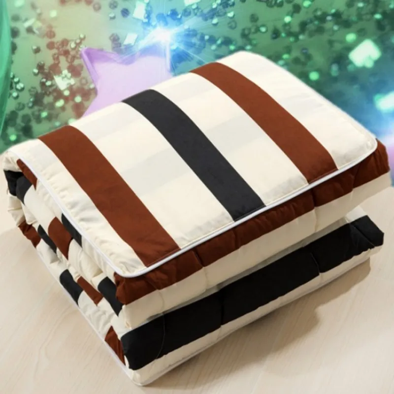 Pillow quilt dual-purpose multifunctional car sofa cushion - Naked Marriage Era