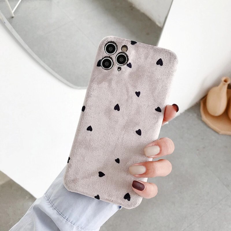 Simple solid color small love phone case plush soft shell - Image 2