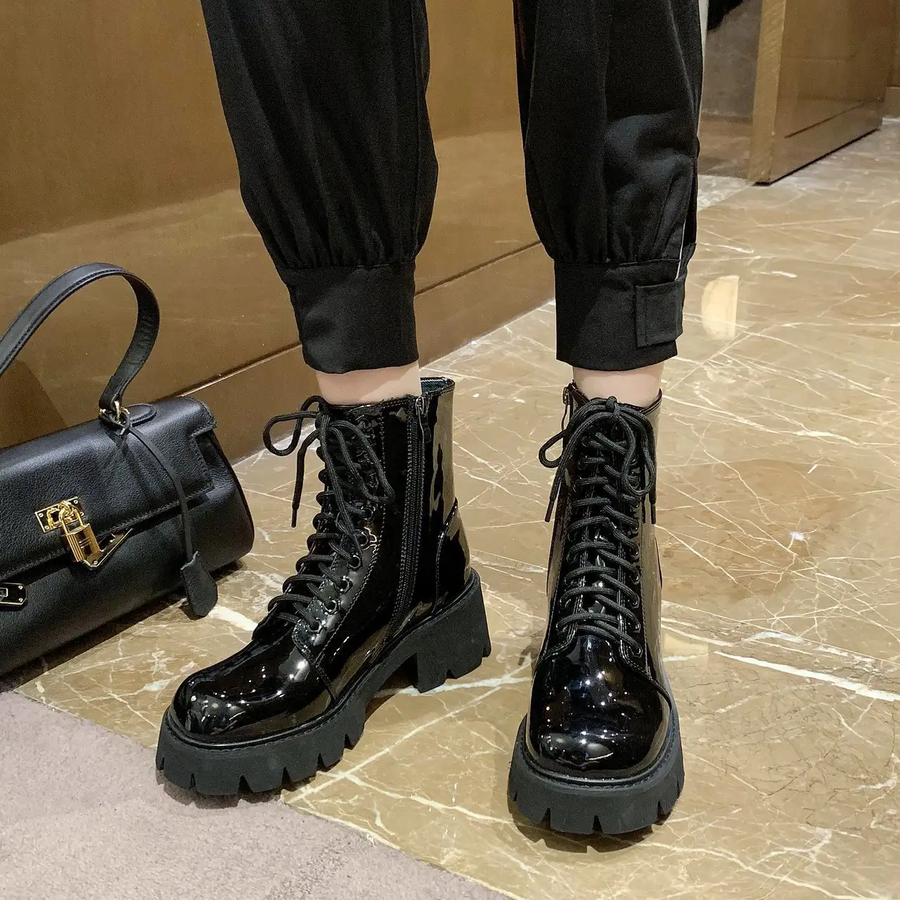 Women's British style thick heel round toe Martin boots