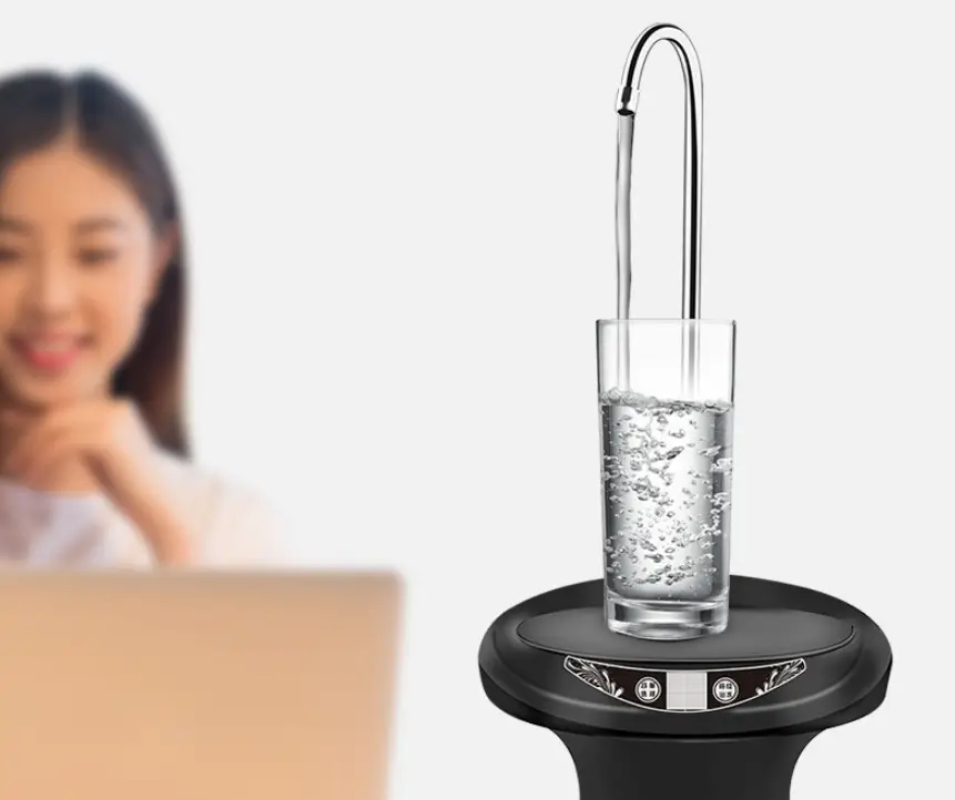 Automatic water feeder