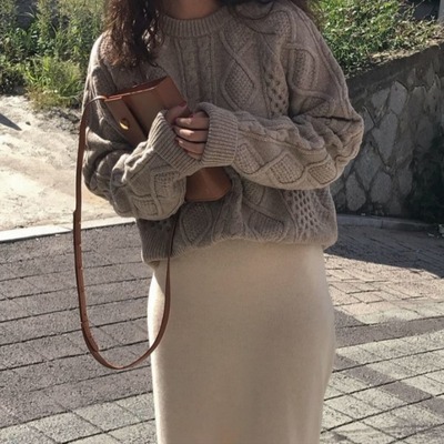 Lazy retro knitted sweater