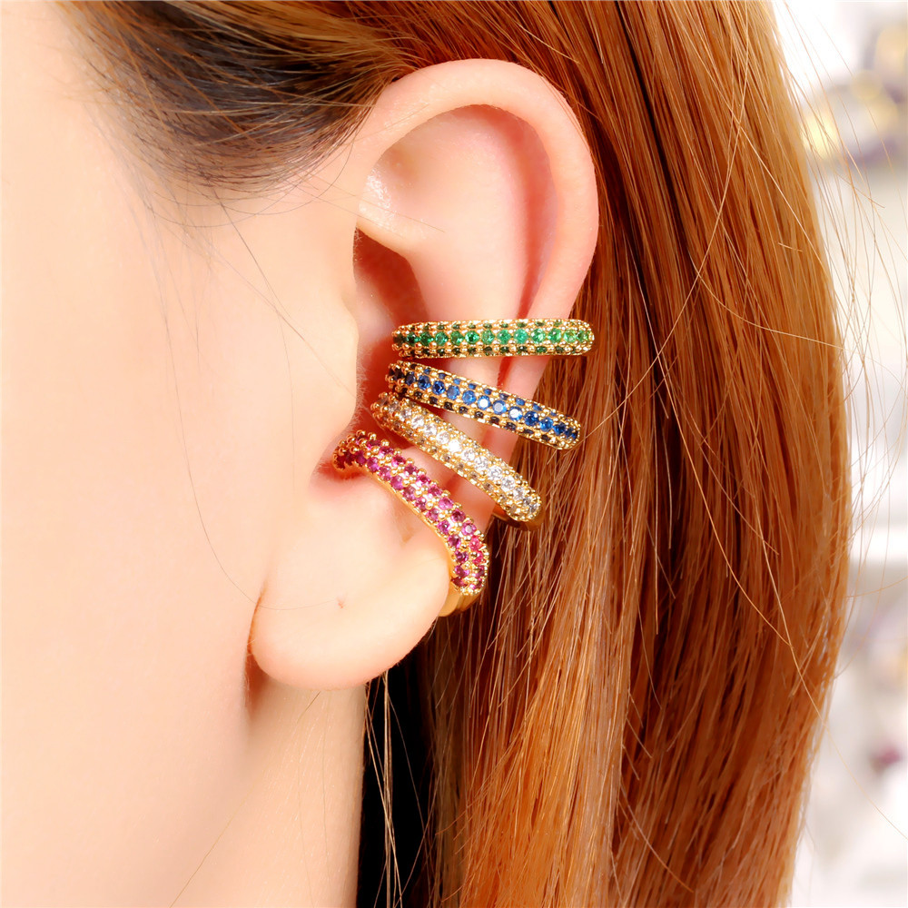 U-shaped ear clip without pierced ears